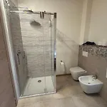 Ugo Luxury 3* لوكا