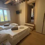 Ugo Luxury