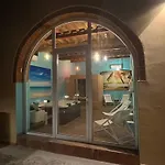 Ugo Luxury بيت ضيافة