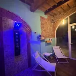 Ugo Luxury 3* لوكا