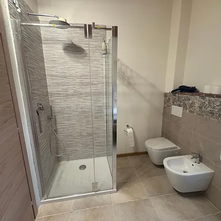 Ugo Luxury 3* Lucca